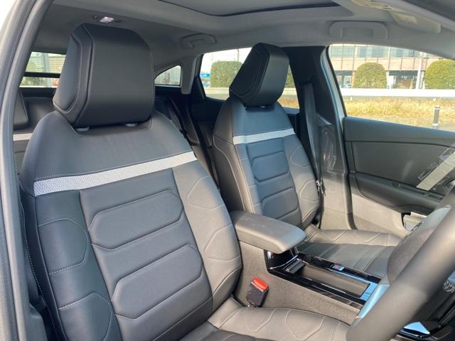 Ｃ４ マックス　ブルーＨＤｉ　純正ナビ　Ｃａｒｐｌａｙ　サンルーフ　アクティブクルーズコントロール　バックカメラ　ブラインドスポットモニター　純正１８インチＡＷ（50枚目）