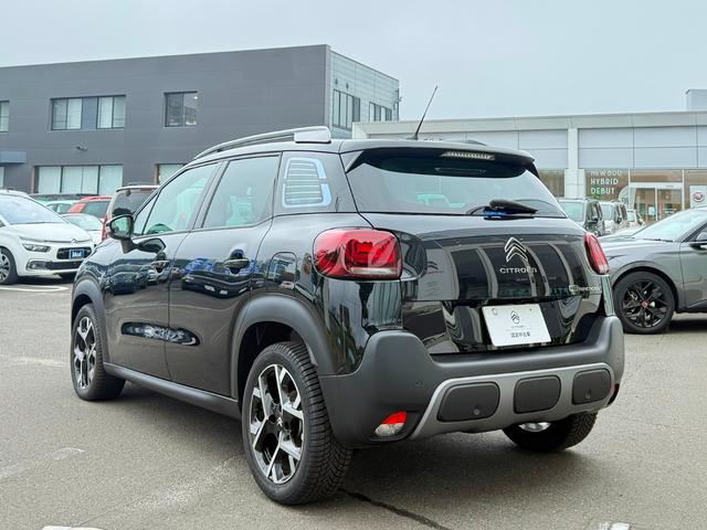 Ｃ３ エアクロス エディション・ノアール　ブルーＨＤｉ　特別仕様車　パノラミックサンルーフ　グリップコントロール　ヒルディセントアシスト　アドバンスドコンフォートシート　クルーズコントロール　アップルカープレイ　アンドロイドオート　純正１７インチＡＷ（7枚目）