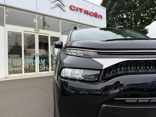 Ｃ３ エアクロス エディション・ノアール　ブルーＨＤｉ　特別仕様車　パノラミックサンルーフ　グリップコントロール　ヒルディセントアシスト　アドバンスドコンフォートシート　クルーズコントロール　アップルカープレイ　アンドロイドオート　純正１７インチＡＷ（29枚目）