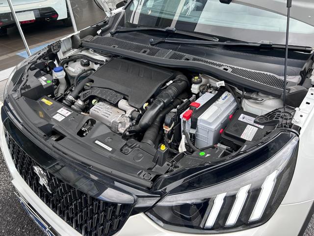 ２００８ ＧＴライン　純正フルセグナビ　サンルーフ　ハーフレザー　ＬＥＤ　ＡＣＣ　カープレイ　アンドロイドオート　衝突軽減Ｂ　シートヒーター　Ｂカメラ　クリアランスソナー　ブラインドスポットモニター　ＥＴＣ　純正１７ＡＷ（19枚目）