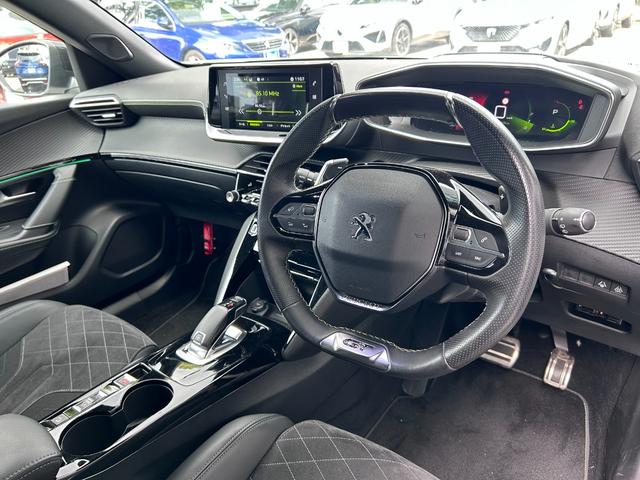 ２００８ ＧＴライン　純正フルセグナビ　サンルーフ　ハーフレザー　ＬＥＤ　ＡＣＣ　カープレイ　アンドロイドオート　衝突軽減Ｂ　シートヒーター　Ｂカメラ　クリアランスソナー　ブラインドスポットモニター　ＥＴＣ　純正１７ＡＷ（50枚目）
