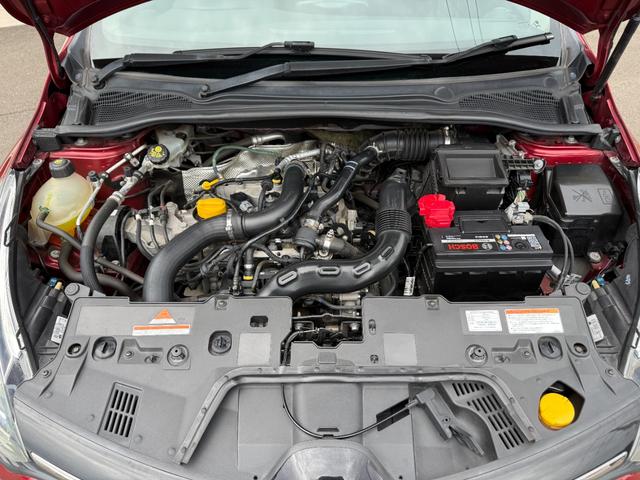 ルーテシア ゼン　禁煙車　５速ＭＴ車　クルーズコントロール　スピードリミッター　Ｂｌｕｅｔｏｏｔｈ接続　障害物センサー　オートライト　ＥＴＣ　ＩＳＯＦＩＸ対応　純正１６インチＡＷ！（19枚目）