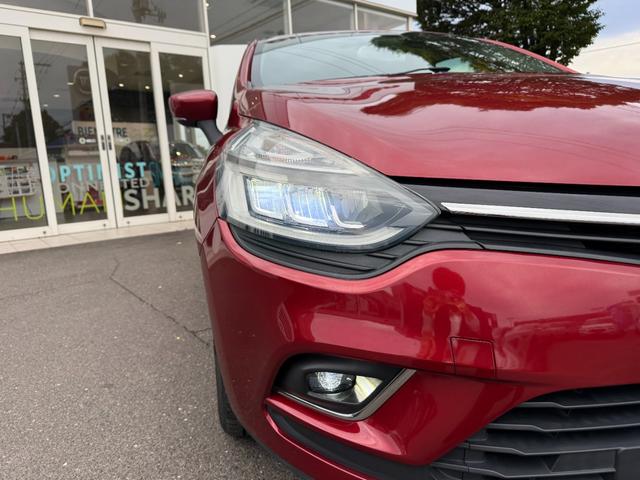 ルーテシア ゼン　禁煙車　５速ＭＴ車　クルーズコントロール　スピードリミッター　Ｂｌｕｅｔｏｏｔｈ接続　障害物センサー　オートライト　ＥＴＣ　ＩＳＯＦＩＸ対応　純正１６インチＡＷ！（29枚目）