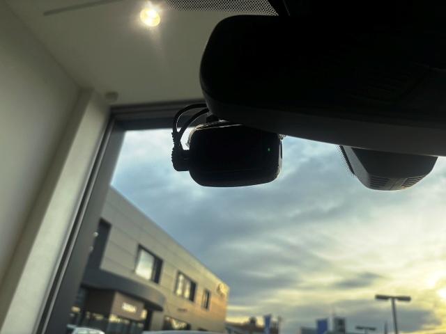 ３００８ ＧＴライン　ブルーＨＤｉ　サンルーフ　ハーフレザー　ＬＥＤライト　シートヒーター　パワーバックドア　ＬＥＤライト　ＥＴＣ　ドラレコ　カープレイ　アンドロイドオート　純正１８ＡＷ（63枚目）