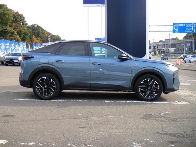 3008 GTハイブリッド アルカンタラパッケージ MHEVモデル マトリクスLEDライト 360°カメラ アクティブクルコン レーンアシスト シートヒーター ステアリングヒーター ブラインドスポット 電動シート ランバーサポート 純正19インチAW(48枚目)