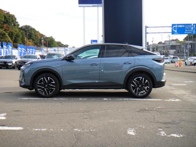 3008 GTハイブリッド アルカンタラパッケージ MHEVモデル マトリクスLEDライト 360°カメラ アクティブクルコン レーンアシスト シートヒーター ステアリングヒーター ブラインドスポット 電動シート ランバーサポート 純正19インチAW(52枚目)