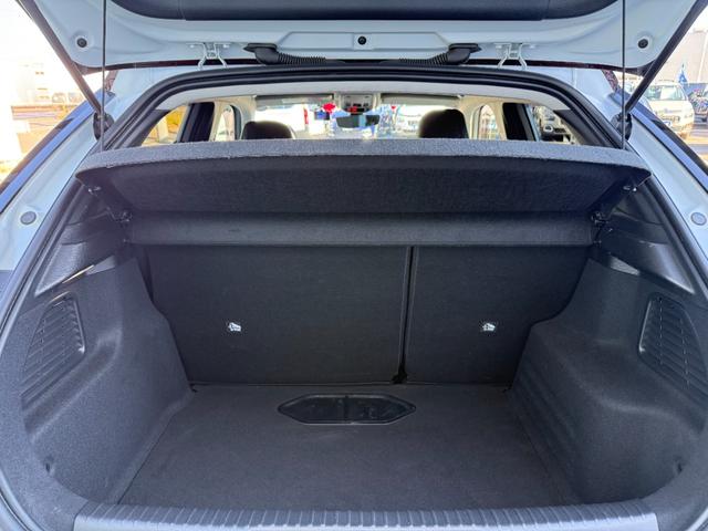 ＤＳ３クロスバック グランシック　１オーナー　禁煙車　オペラ内装　ナッパレザー　純正フルセグナビ　シートヒーター　運転席パワーシート　ＦＯＣＡＬスピーカー　ＡＣＣ　ブラインドスポットモニター　Ｂカメラ　ＥＴＣ！（18枚目）