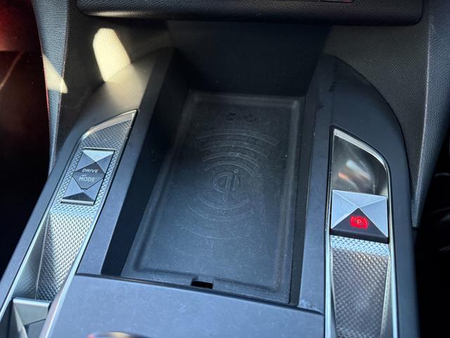 ＤＳ３クロスバック グランシック　１オーナー　禁煙車　オペラ内装　ナッパレザー　純正フルセグナビ　シートヒーター　運転席パワーシート　ＦＯＣＡＬスピーカー　ＡＣＣ　ブラインドスポットモニター　Ｂカメラ　ＥＴＣ！（62枚目）