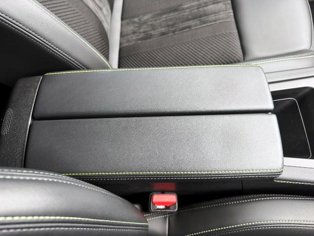 308 GT ブルーHDi 純正ナビ マトリクスLED メモリー機能付きパワーシート ハーフレザー シートヒーター ACC カープレイ アンドロイドオート ランバーサポート 全周囲カメラ パークソナー 純正18AW!(65枚目)