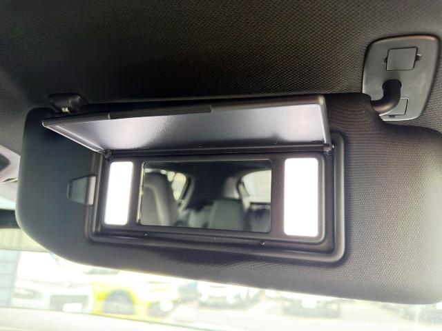 308 GT ブルーHDi 純正ナビ マトリクスLED メモリー機能付きパワーシート ハーフレザー シートヒーター ACC カープレイ アンドロイドオート ランバーサポート 全周囲カメラ パークソナー 純正18AW!(68枚目)