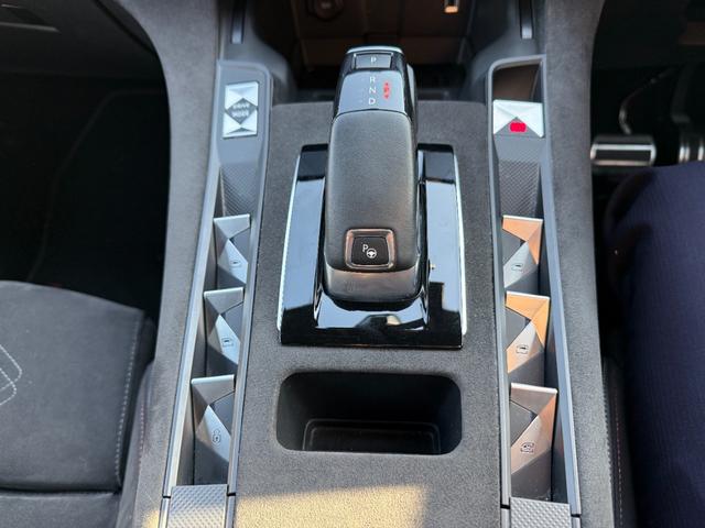 DS AUTOMOBILES DS7 CROSSBACK PERFORMANCE LINE