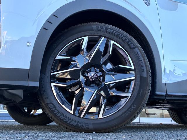 ３００８ ＧＴハイブリッド　アルカンタラパッケージ　ＭＨＥＶモデル　マトリクスＬＥＤライト　３６０°カメラ　アクティブクルコン　レーンアシスト　シートヒーター　ステアリングヒーター　ブラインドスポット　電動シート　ランバーサポート　純正１９インチＡＷ（23枚目）