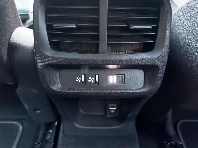 �㕔���ȂɃG�A�R�����Ă܂�