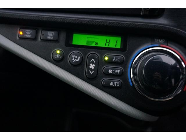 アクア S ナビTVブルートゥースバックカメラエンジンスターターTVキャンセラー社外アルミホイール(15枚目)