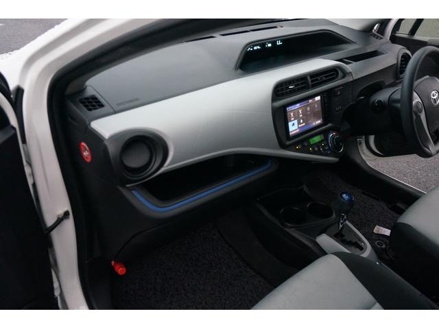 アクア S ナビTVブルートゥースバックカメラエンジンスターターTVキャンセラー社外アルミホイール(20枚目)