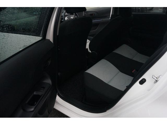 アクア S ナビTVブルートゥースバックカメラエンジンスターターTVキャンセラー社外アルミホイール(24枚目)