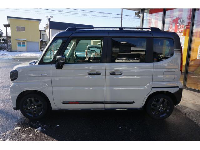 スペーシアギア ハイブリッドＸＺ　両側パワースライドドアＬＥＤヘッドライトスズキセーフティーサポートヘッドアップディスプレイスリムサーキュレーターステアリングヒーターシートヒーター純正１５インチアルミ（4枚目）