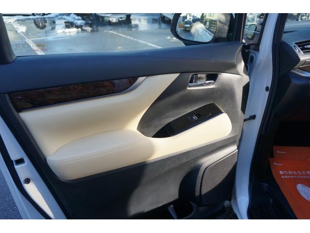 アルファードハイブリッド Ｘ　モデリスタエアロＬＥＤヘッドライト両側パワースライドドアアルパインビッグＸフリップダウンモニター純正１８アルミホイール（21枚目）