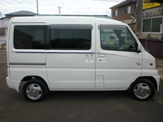 タウンボックス ＲＸ　ＲＸ（４名）　インタークーラー付ターボ　切替４ＷＤ　４ＡＴ　ナビ地デジ　ＥＴＣ　フォグランプ　タイベル交換済　ＡＵＸ端子（8枚目）