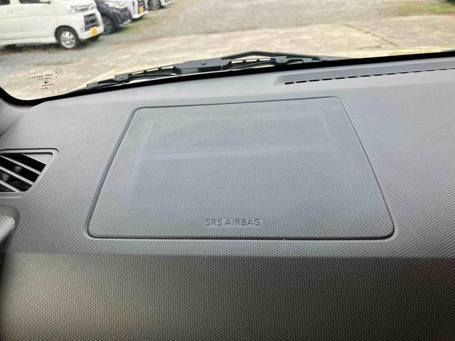 タフト Ｇターボ　クロムベンチャー　２ＷＤ　ターボ　ＣＶＴ　スマートアシスト　　シートヒーター　電動パーキングブレーキ　オートホールド機能　プッシュボタンスタート　衝突警報機能　　アイドリングストップ　全車速追従機能付ＡＣＣ（42枚目）