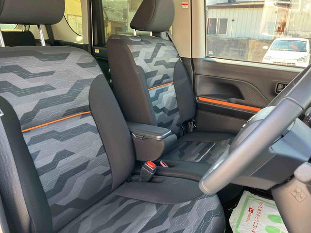 タント ファンクロスターボ ターボ 2WD スマートアシスト 両側電動スライドドア ベンチシート シートヒーター ミラクルオープンドア オートホールド機能 電動パーキングブレーキ プッシュボタンスタート フォグランプ(9枚目)