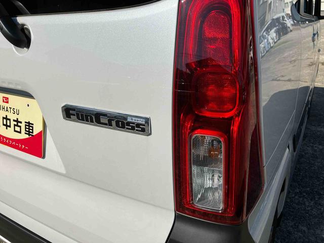 タント ファンクロスターボ ターボ 2WD スマートアシスト 両側電動スライドドア ベンチシート シートヒーター ミラクルオープンドア オートホールド機能 電動パーキングブレーキ プッシュボタンスタート フォグランプ(26枚目)