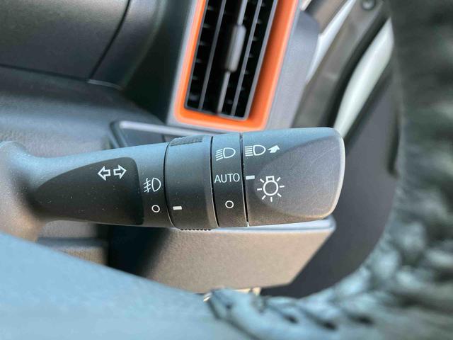 タント ファンクロスターボ ターボ 2WD スマートアシスト 両側電動スライドドア ベンチシート シートヒーター ミラクルオープンドア オートホールド機能 電動パーキングブレーキ プッシュボタンスタート フォグランプ(34枚目)