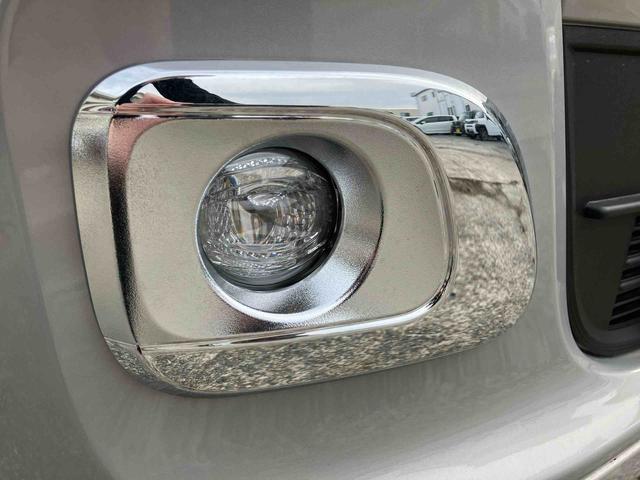 ムーヴキャンバス セオリーＧ　２ＷＤ　スマートアシスト　　シートヒーター　電動パーキングブレーキ　オートホールド機能　プッシュボタンスタート　衝突警報機能　コーナーセンサー　アイドリングストップ　バックカメラ　ベンチシート（24枚目）