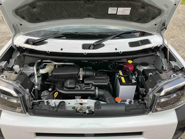 タフト G ダーククロムベンチャー 2WD スマートアシスト シートヒーター 電動パーキングブレーキ オートホールド機能 プッシュボタンスタート IDLE日装着車 全車速追従機能付ACC 誤発進抑制制御機能 バックカメラ(18枚目)