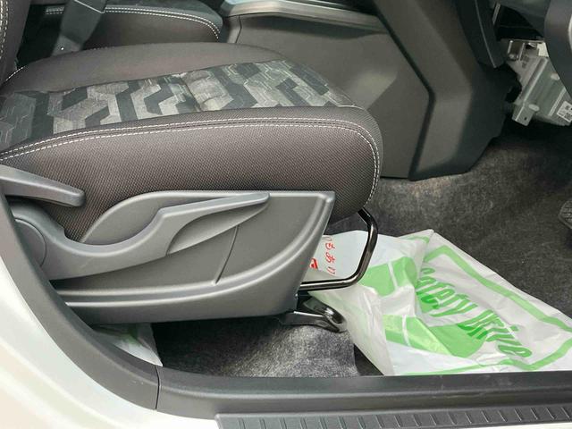 タフト G ダーククロムベンチャー 2WD スマートアシスト シートヒーター 電動パーキングブレーキ オートホールド機能 プッシュボタンスタート IDLE日装着車 全車速追従機能付ACC 誤発進抑制制御機能 バックカメラ(47枚目)