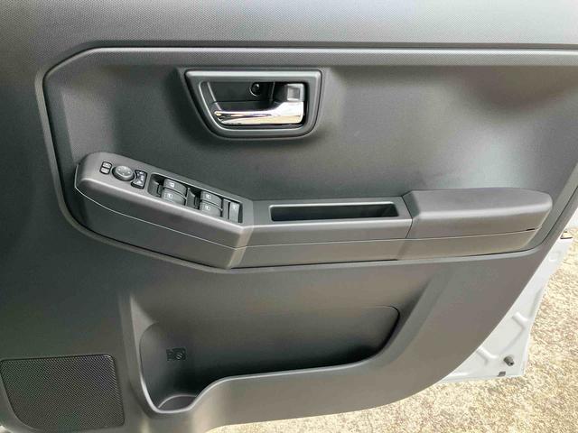 タフト G ダーククロムベンチャー 2WD スマートアシスト シートヒーター 電動パーキングブレーキ オートホールド機能 プッシュボタンスタート IDLE日装着車 全車速追従機能付ACC 誤発進抑制制御機能 バックカメラ(60枚目)