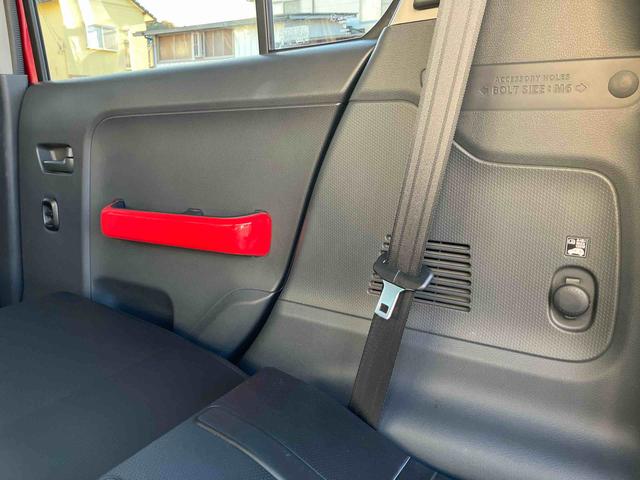 ハスラー Jスタイル 2WD プッシュボタンスタート 運転席・助手席SRSエアバッグ シートヒーター バックカメラ ナビつき アイドリングストップ フォグランプ(41枚目)