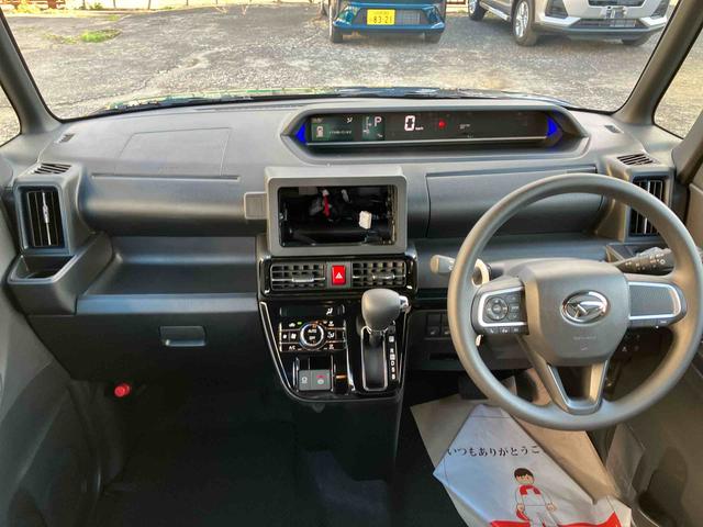 タント カスタムＸ　２ＷＤ　ＣＶＴ　スマートアシスト　ミラクルオープンドア　シートヒーター　電動パーキングブレーキ　オートホールド機能　プッシュボタンスタート　ベンチシート　衝突警報機能　アイドリングストップ（7枚目）