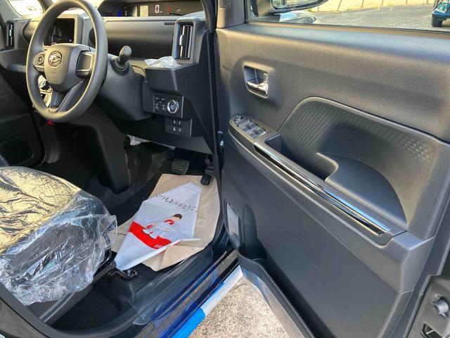 タント カスタムＸ　２ＷＤ　ＣＶＴ　スマートアシスト　ミラクルオープンドア　シートヒーター　電動パーキングブレーキ　オートホールド機能　プッシュボタンスタート　ベンチシート　衝突警報機能　アイドリングストップ（9枚目）