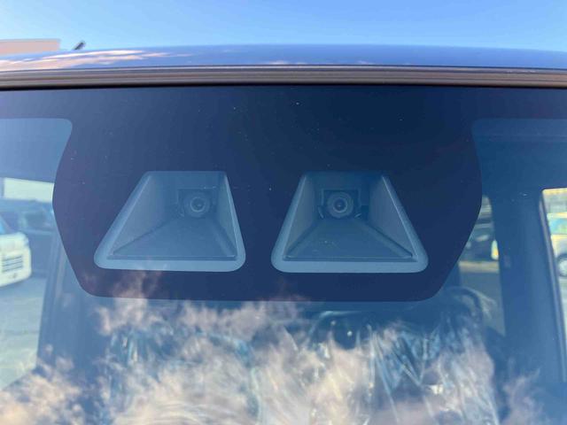 タント カスタムＸ　２ＷＤ　ＣＶＴ　スマートアシスト　ミラクルオープンドア　シートヒーター　電動パーキングブレーキ　オートホールド機能　プッシュボタンスタート　ベンチシート　衝突警報機能　アイドリングストップ（21枚目）