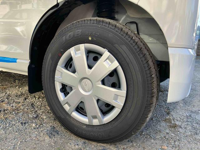 ハイゼットカーゴ クルーズ　４ＷＤ　ＣＶＴ　バックカメラ　運転席・助手席ＳＲＳエアバッグ　プッシュボタンスタート　アイドリングストップ（19枚目）