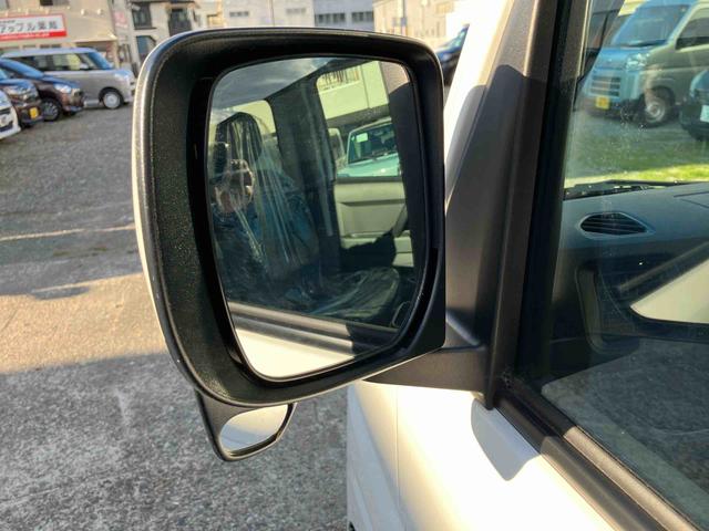 ハイゼットカーゴ クルーズ　４ＷＤ　ＣＶＴ　バックカメラ　運転席・助手席ＳＲＳエアバッグ　プッシュボタンスタート　アイドリングストップ（29枚目）