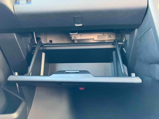 ハイゼットカーゴ クルーズ　４ＷＤ　ＣＶＴ　バックカメラ　運転席・助手席ＳＲＳエアバッグ　プッシュボタンスタート　アイドリングストップ（32枚目）