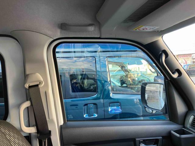 ハイゼットカーゴ クルーズ　４ＷＤ　ＣＶＴ　バックカメラ　運転席・助手席ＳＲＳエアバッグ　プッシュボタンスタート　アイドリングストップ（60枚目）