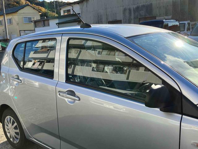 ミライース Ｌ　ＳＡＩＩＩ　スマートアシストＩＩＩ　２ＷＤ　ＣＶＴ　アイドリングストップ　オートハイビーム　オートライト　運転席・助手席ＳＲＳエアバッグ　衝突警報機能　衝突回避支援ブレーキ機能　誤発進抑制制御機能（24枚目）