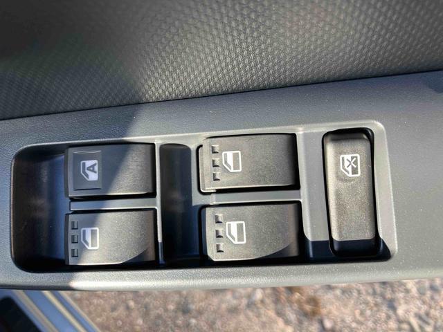 ミライース Ｌ　ＳＡＩＩＩ　スマートアシストＩＩＩ　２ＷＤ　ＣＶＴ　アイドリングストップ　オートハイビーム　オートライト　運転席・助手席ＳＲＳエアバッグ　衝突警報機能　衝突回避支援ブレーキ機能　誤発進抑制制御機能（30枚目）