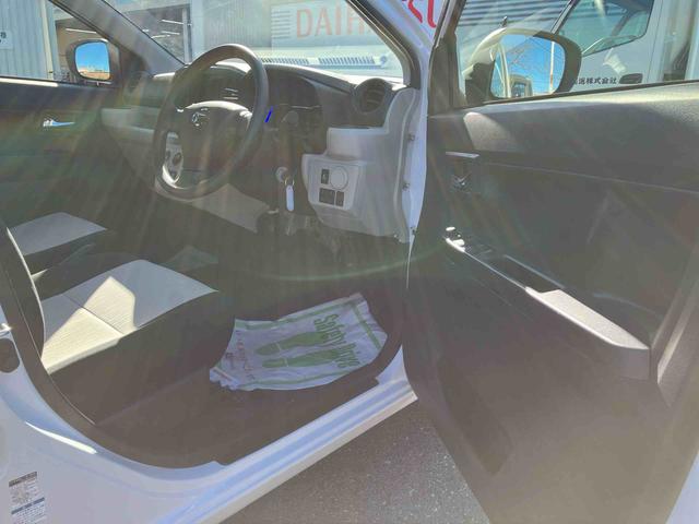 ミライース Ｘ　ＳＡＩＩＩ　４ＷＤ　スマートアシストＩＩＩ　アイドリングストップ　オートハイビーム　運転席・助手席ＳＲＳエアバッグ　バックカメラ（9枚目）