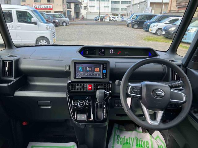 タント カスタムＲＳ　ターボ　２ＷＤ　ＣＶＴ　パノラマモニター　スマートアシスト　ミラクルオープンドア　ドライブレコーダー　シートヒーター　電動パーキングブレーキ　オートホールド機能　プッシュボタンスタート　ベンチシート（7枚目）