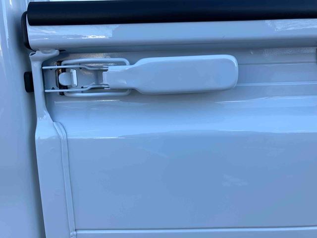 ハイゼットトラック スタンダード　４ＷＤ　スマートアシスト　５段ＭＴ　アイドリングストップ　運転席・助手席ＳＲＳエアバッグ（31枚目）