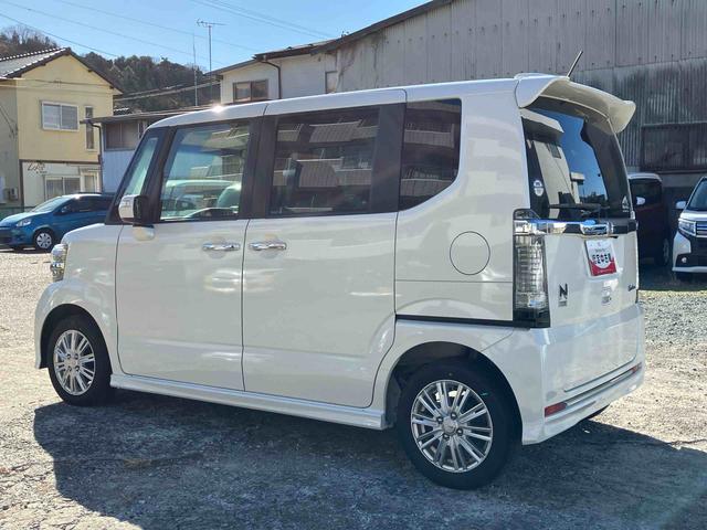 N-BOXカスタム G・ターボLパッケージ 2WD ターボ CVT 両側スライドドア ベンチシート クルーズコントロール ナビ付き バックカメラ プッシュボタンスタート フォグランプ(5枚目)