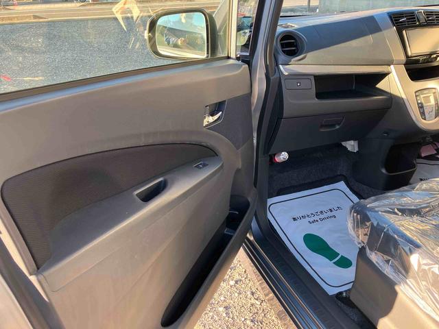 ムーヴ カスタム　Ｘ　ＳＡ　２ＷＤ　ＣＶＴ　ナビ付き　プッシュボタンスタート　運転席・助手席ＳＲＳエアバッグ　ＥＴＣ付き　フォグランプ（11枚目）