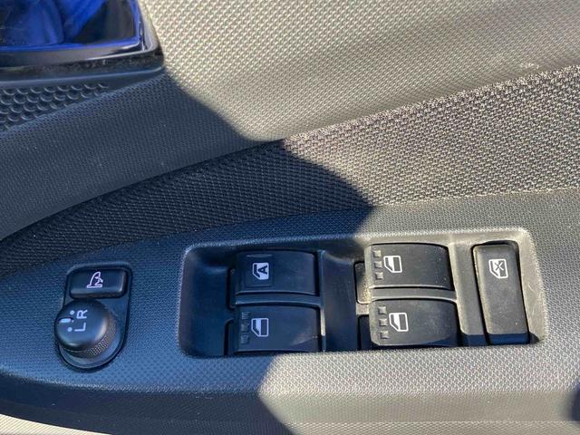 ムーヴ カスタム　Ｘ　ＳＡ　２ＷＤ　ＣＶＴ　ナビ付き　プッシュボタンスタート　運転席・助手席ＳＲＳエアバッグ　ＥＴＣ付き　フォグランプ（30枚目）