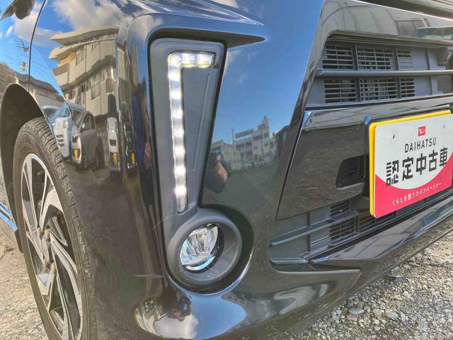 ムーヴ カスタム　ＲＳ　ハイパーリミテッドＳＡＩＩＩ　４ＷＤ　ターボ　スマートアシスト　パノラマモニター　プッシュボタンスタート　ナビ付き　フォグランプ　アイドリングストップ　オートハイビーム　ベンチシート　運転席・助手席ＳＲＳエアバッグ（25枚目）