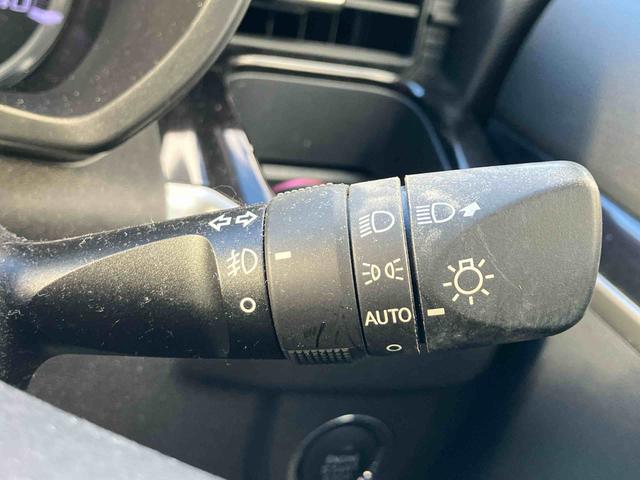 ムーヴ カスタム　ＲＳ　ハイパーリミテッドＳＡＩＩＩ　４ＷＤ　ターボ　スマートアシスト　パノラマモニター　プッシュボタンスタート　ナビ付き　フォグランプ　アイドリングストップ　オートハイビーム　ベンチシート　運転席・助手席ＳＲＳエアバッグ（32枚目）