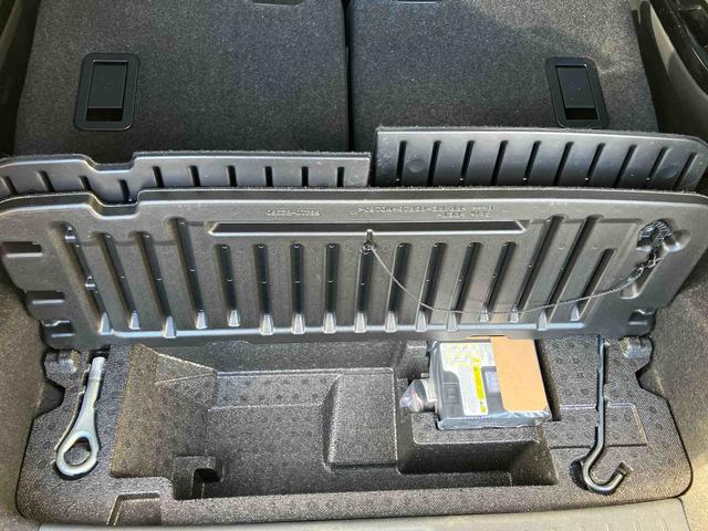 ムーヴ カスタム　ＲＳ　ハイパーリミテッドＳＡＩＩＩ　４ＷＤ　ターボ　スマートアシスト　パノラマモニター　プッシュボタンスタート　ナビ付き　フォグランプ　アイドリングストップ　オートハイビーム　ベンチシート　運転席・助手席ＳＲＳエアバッグ（40枚目）